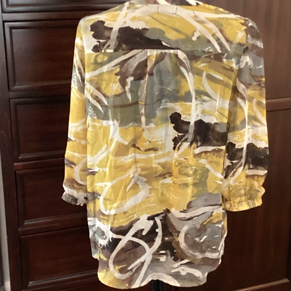 Nicole Miller Abstract Print flowy sheer pop over blouse. EUC - Picture 7 of 9